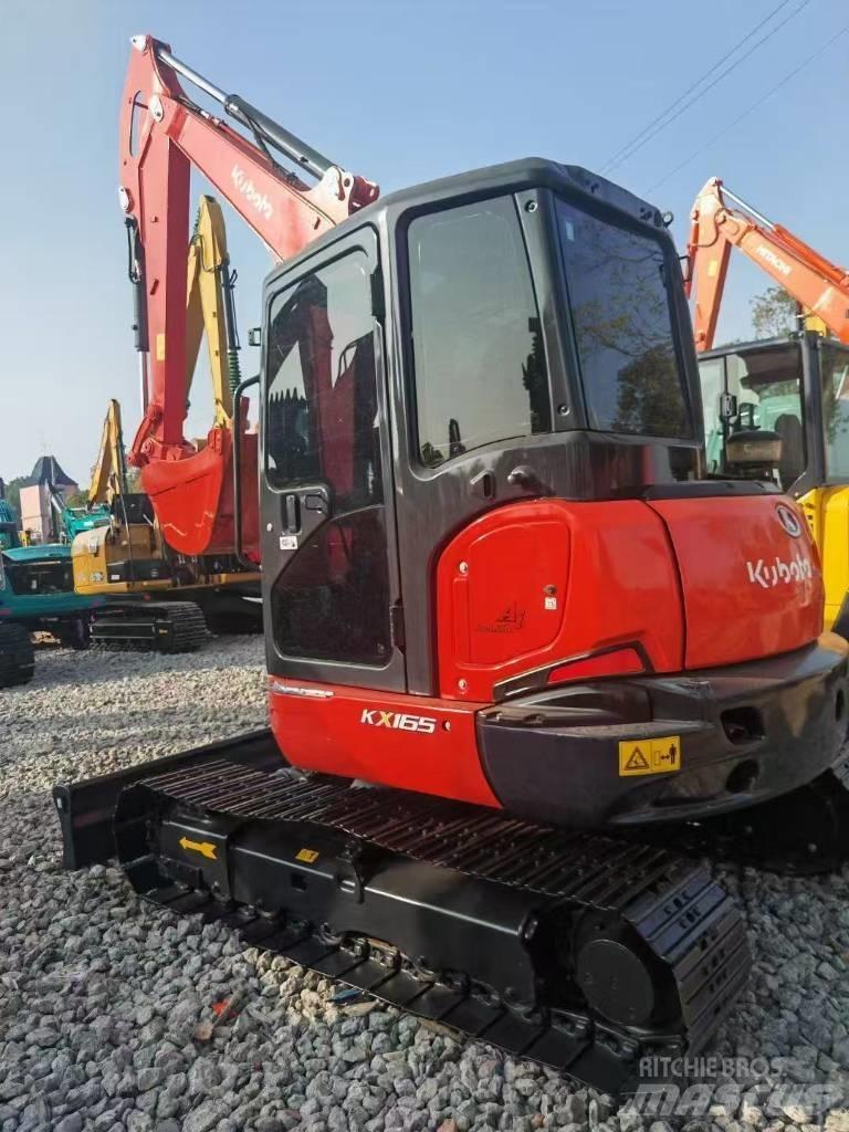 Kubota 165 Pásová rýpadla