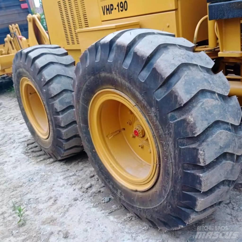 CAT 140 K Grejdry