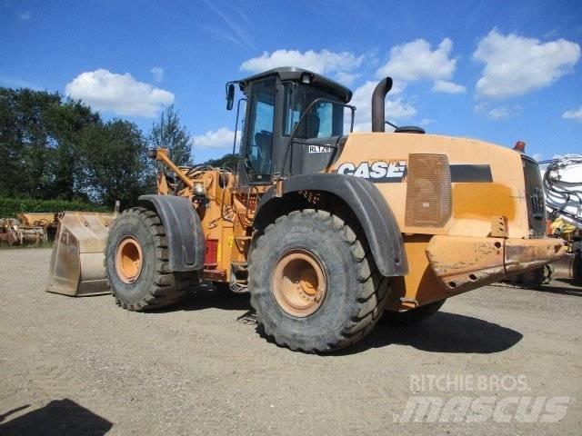 CASE 921 E Kolové nakladače