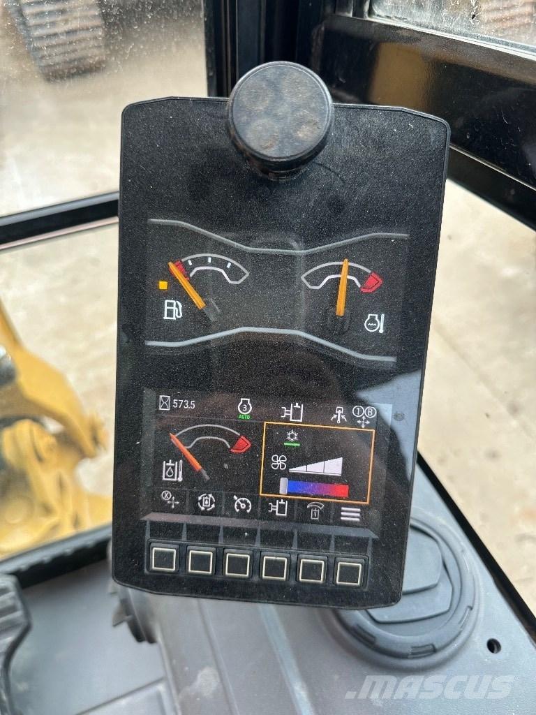 CAT 302 Mini rýpadla < 7t