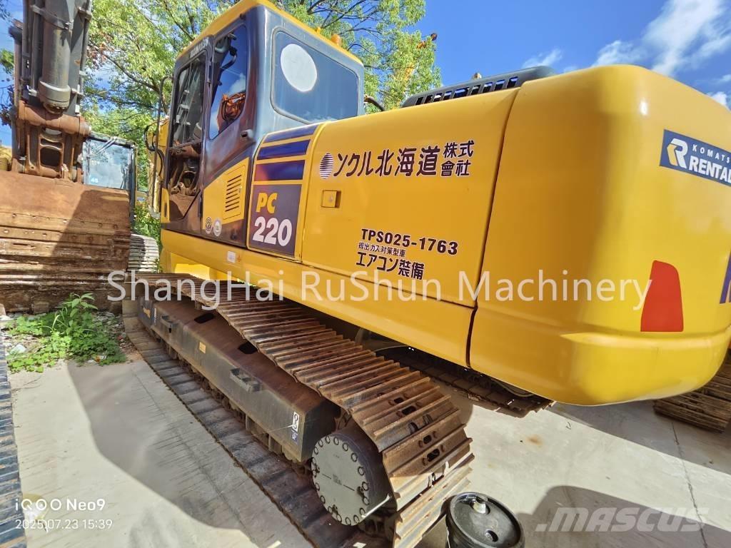 Komatsu 220-7 Pásová rýpadla