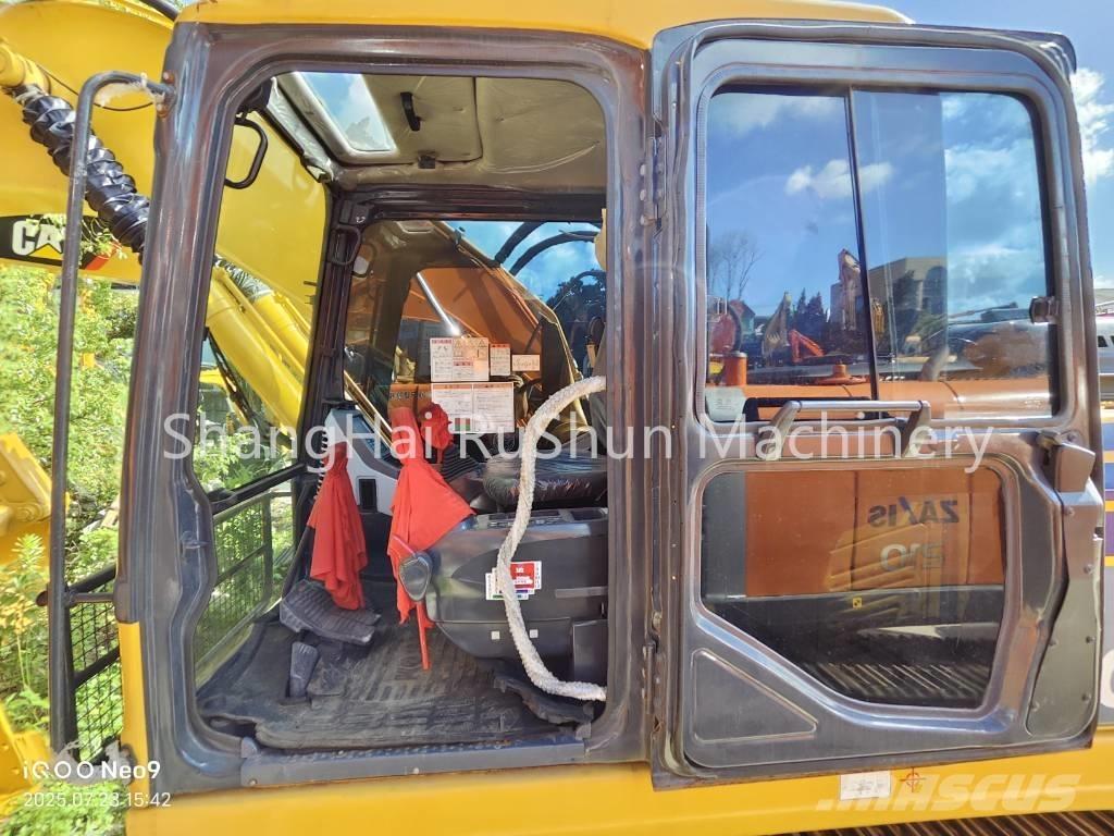 Komatsu 220-7 Pásová rýpadla