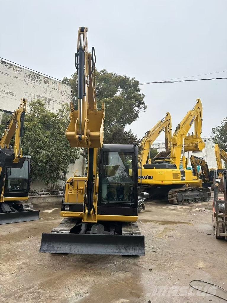 CAT 305.5 Mini rýpadla < 7t
