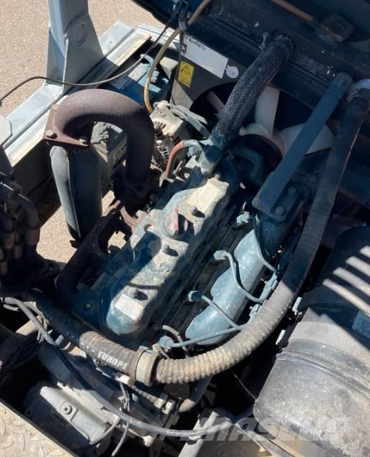 Neuson DKH6002 Kloubové dempry