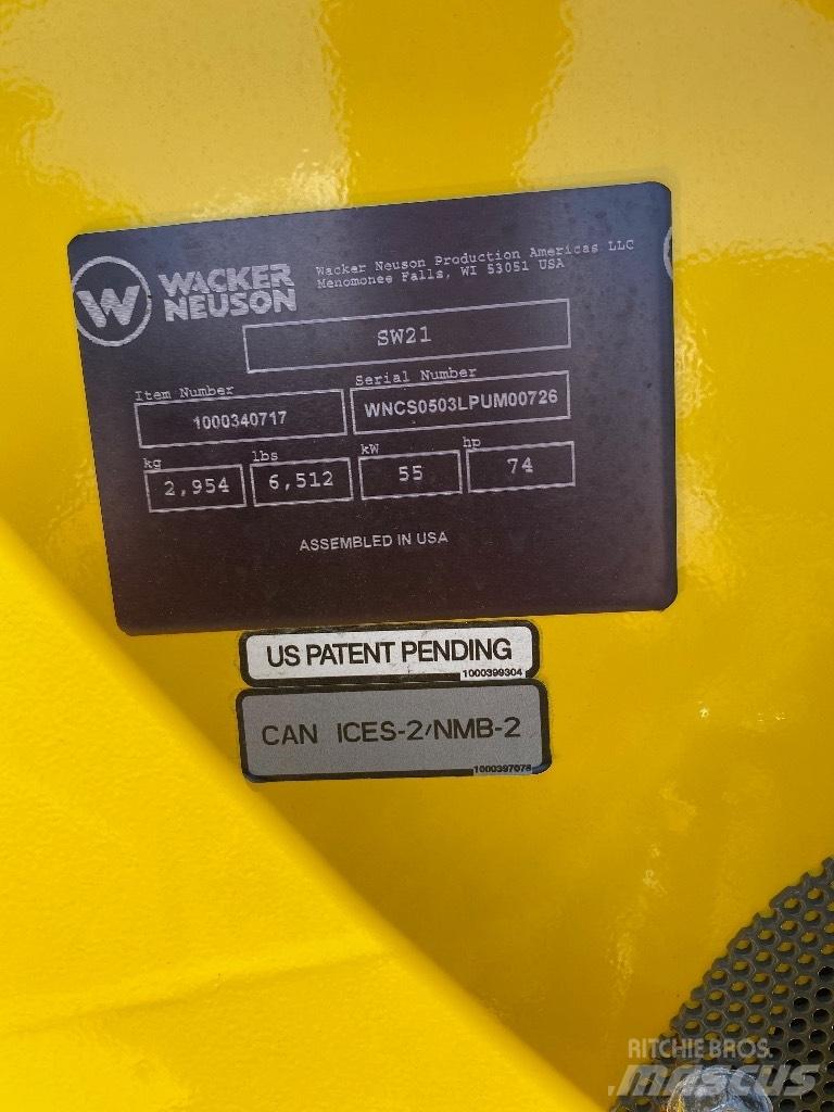 Wacker Neuson sw21 Smykem řízené nakladače