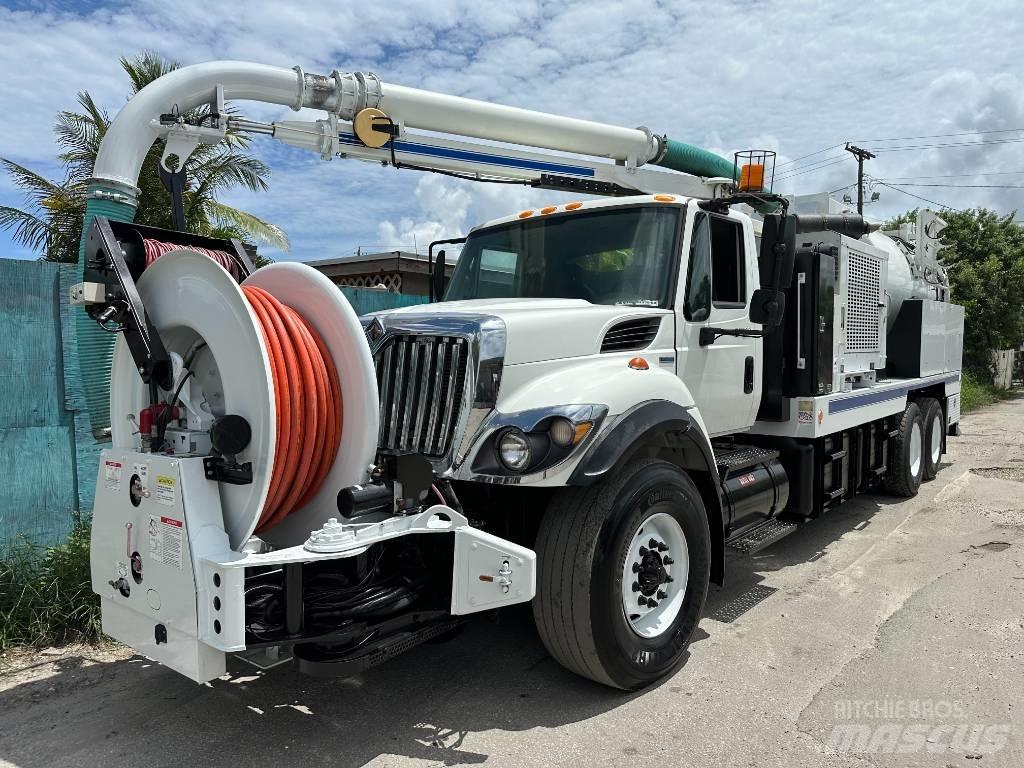 International 7400 Kombinované/Čerpací cisterny