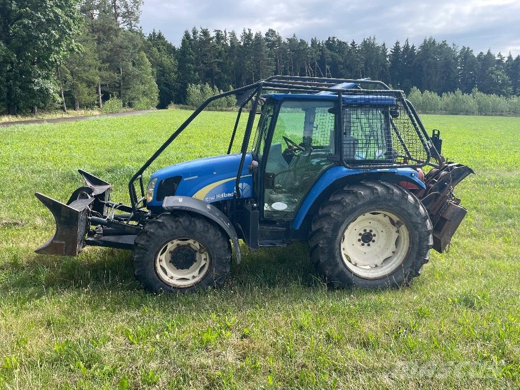New Holland  T5050 Lesní traktory