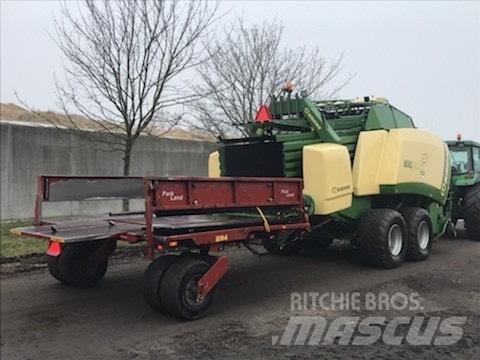 Krone Big pack 4x4 Lis na hranaté balíky