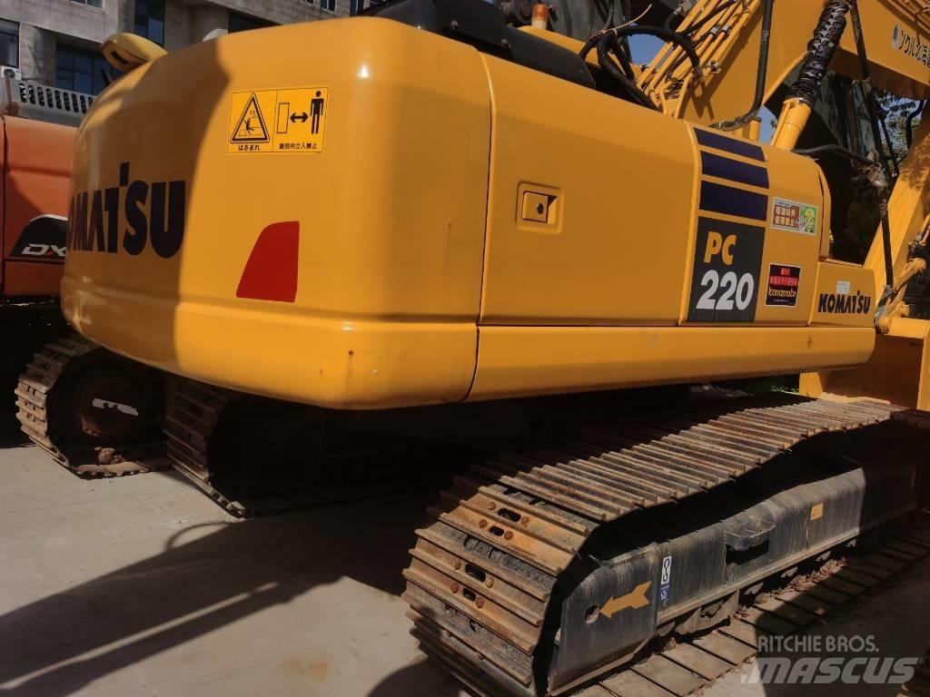 Komatsu PC 220-7 Pásová rýpadla