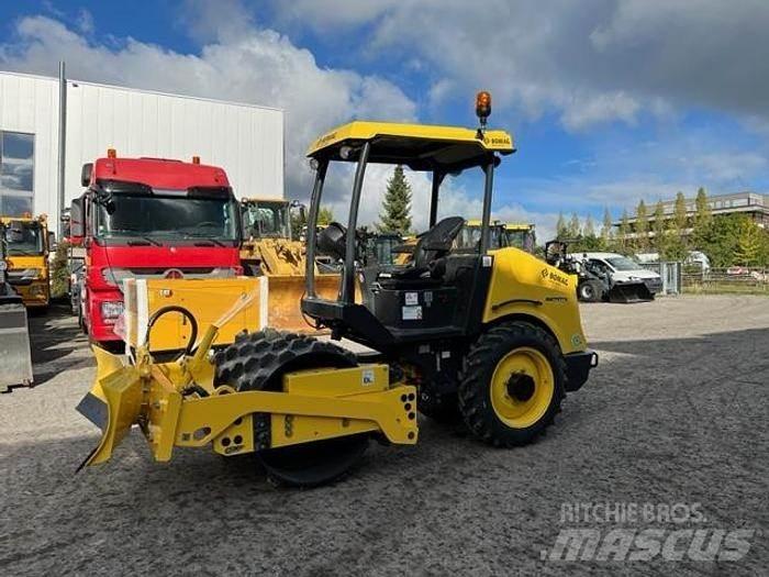 Bomag BW 124 PDH-5 Další stroje na zpracování půdy a příslušenství
