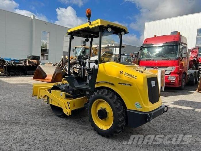 Bomag BW 124 PDH-5 Další stroje na zpracování půdy a příslušenství