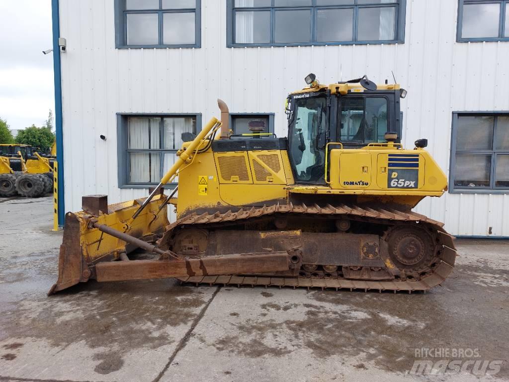 Komatsu D65PX-18 Pásové dozery