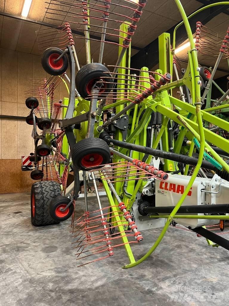 CLAAS Liner 4000 HHV Obraceče a shrabovače sena