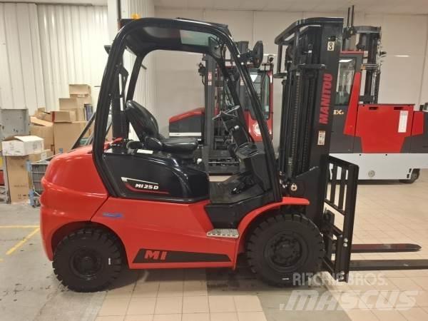 Manitou MI25D Terénní vysokozdvižné vozíky