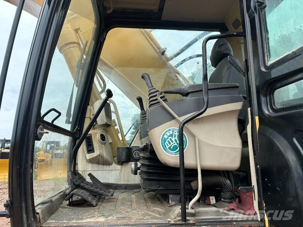 CAT 330 CL Pásová rýpadla