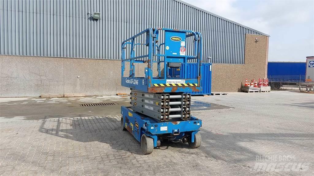 Genie GS3246 Nůžková zvedací plošina