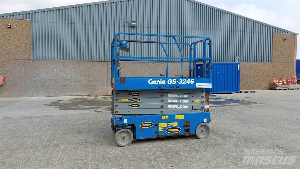 Genie GS3246 Nůžková zvedací plošina