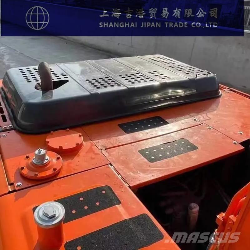 Hitachi ZX 200 Pásová rýpadla