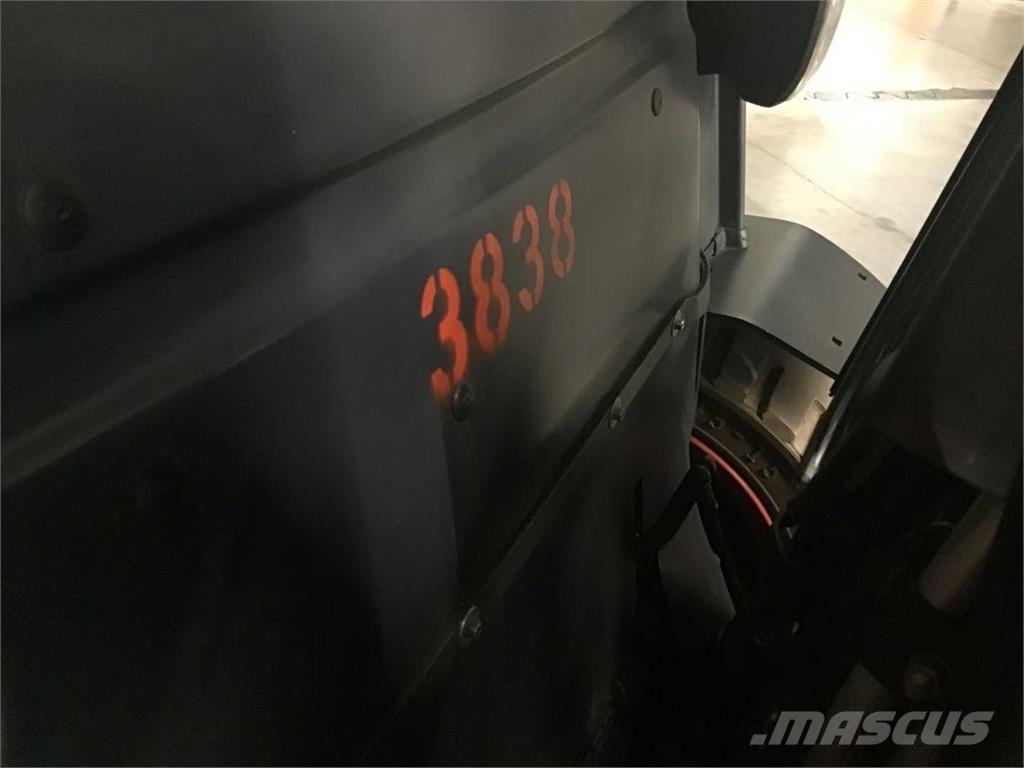 Linde E40/600HL Akumulátorové vozíky