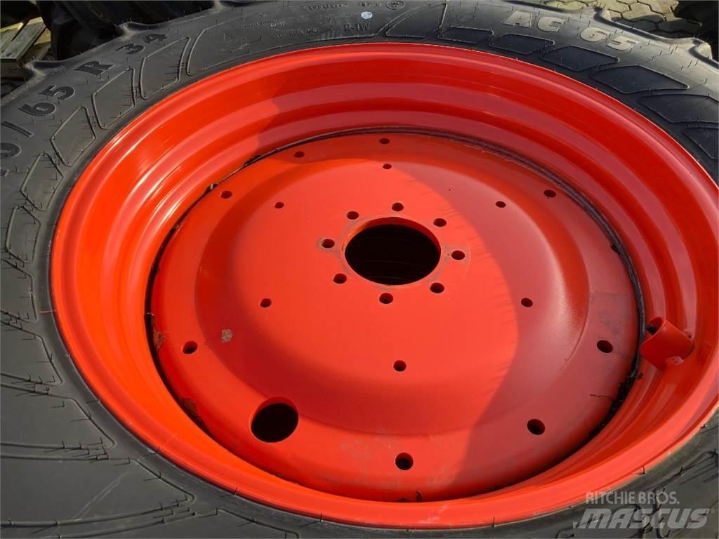 Mitas 540/65 R34 Pneumatiky, kola a ráfky