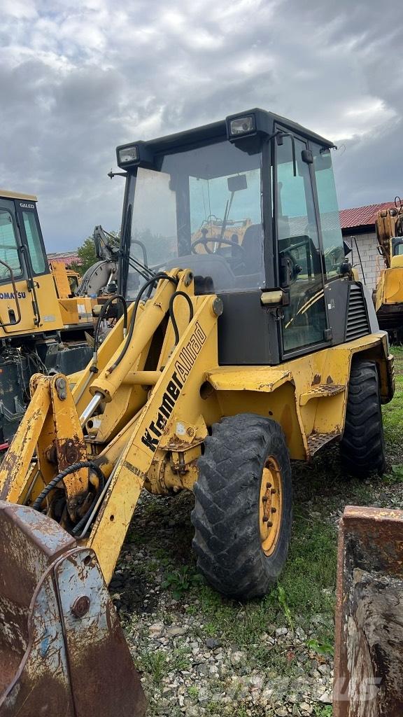 Kramer-allrad 300 Pásy, řetězy a podvozek