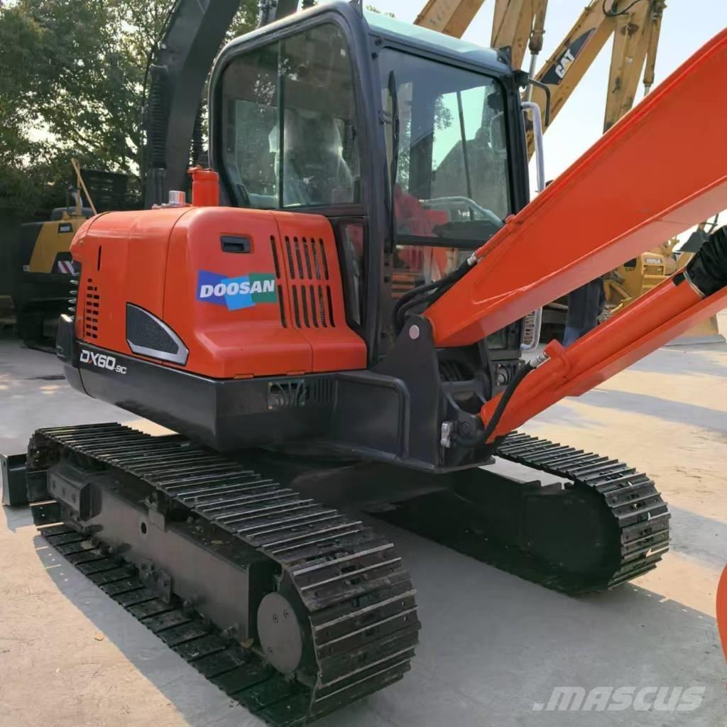 Doosan DX 60-9 C Pásová rýpadla