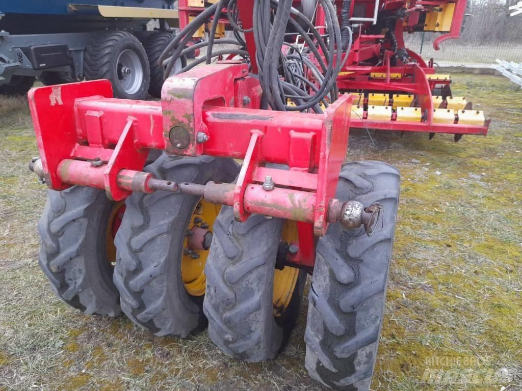 Väderstad RapidA600S Mechanické secí stroje