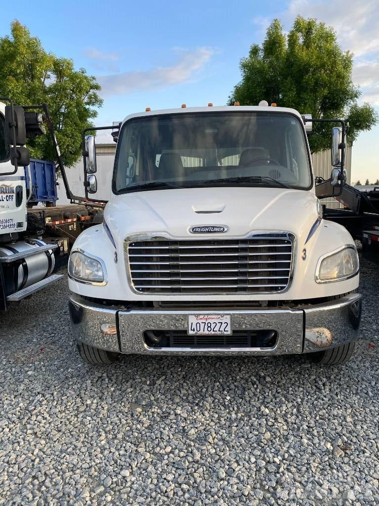 Freightliner CB Lanový nosič kontejnerů