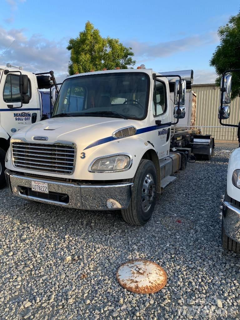 Freightliner CB Lanový nosič kontejnerů