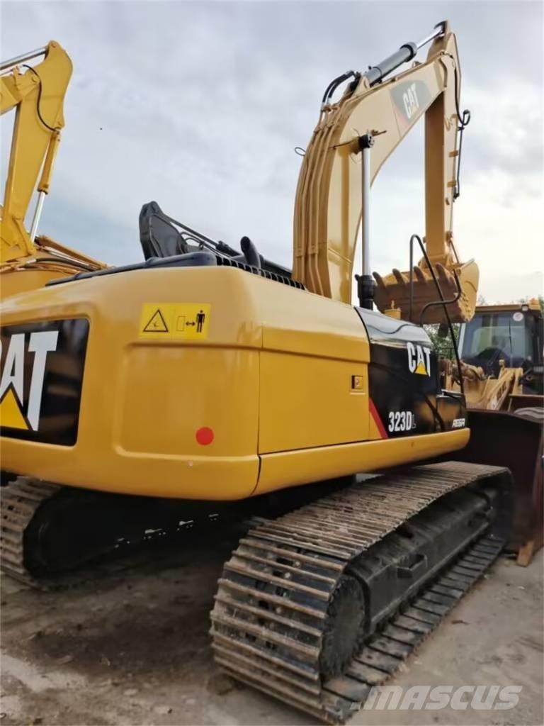 CAT 323 GC Pásová rýpadla