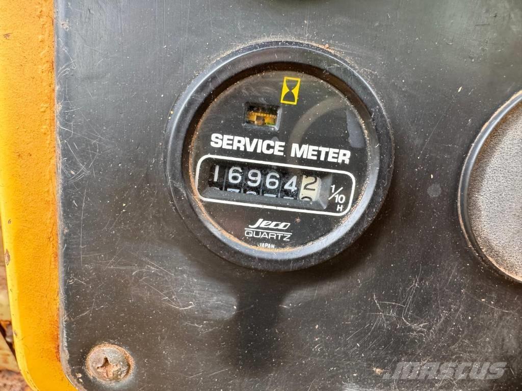 Komatsu D 58 E-1 Pásové dozery