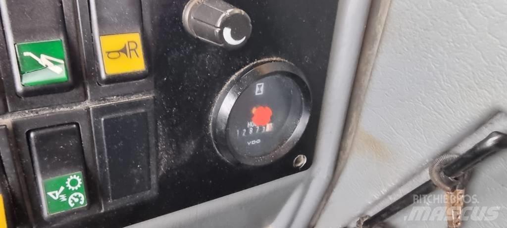 Volvo L 330 E Kolové nakladače