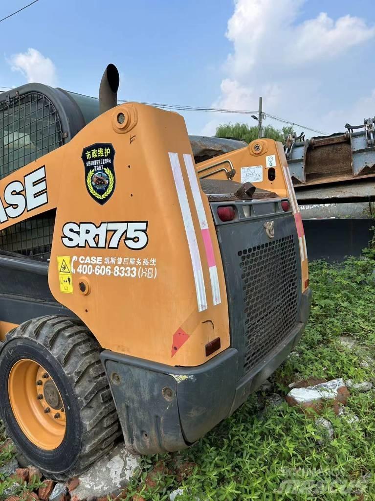 CASE SR 175 Smykem řízené nakladače