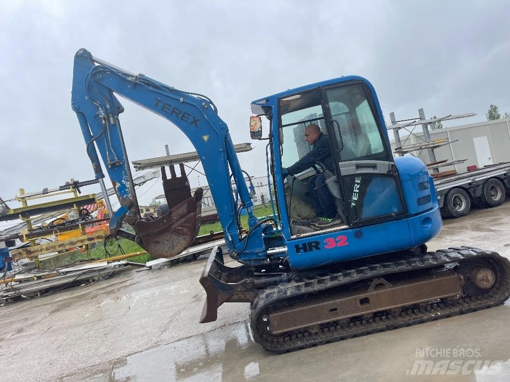 Terex HR 32 Midi rýpadla 7t - 12t