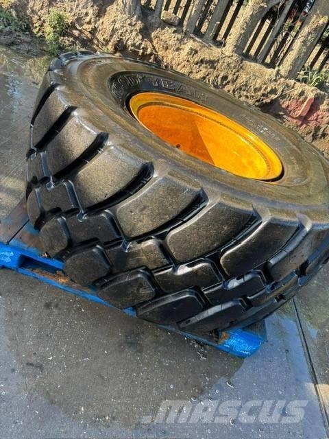 Goodyear Industrial Pneumatiky, kola a ráfky