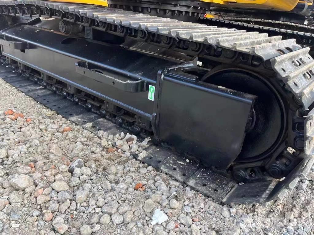 CAT 313 Pásová rýpadla