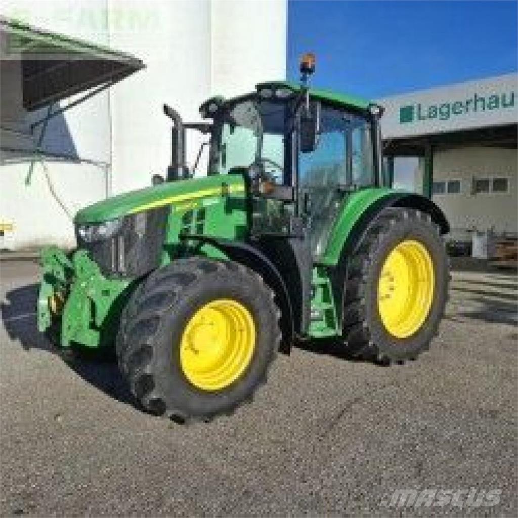 John Deere 6090M Traktory
