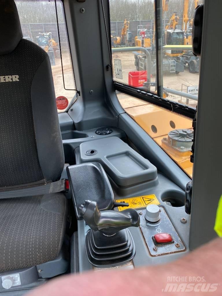 Liebherr PR 766 Pásové dozery