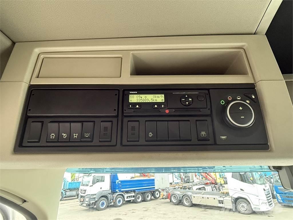Volvo FH 540 8X4 Hákový nosič kontejnerů