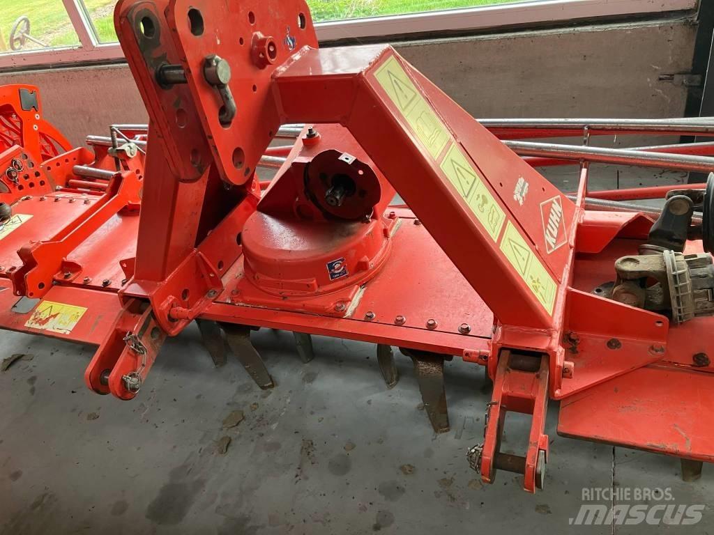 Kuhn HRB 303 Rotační brány a půdní frézy