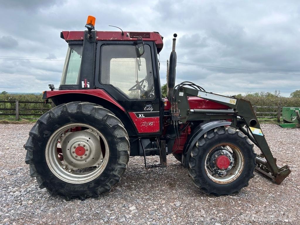 Case IH 995XL Traktory
