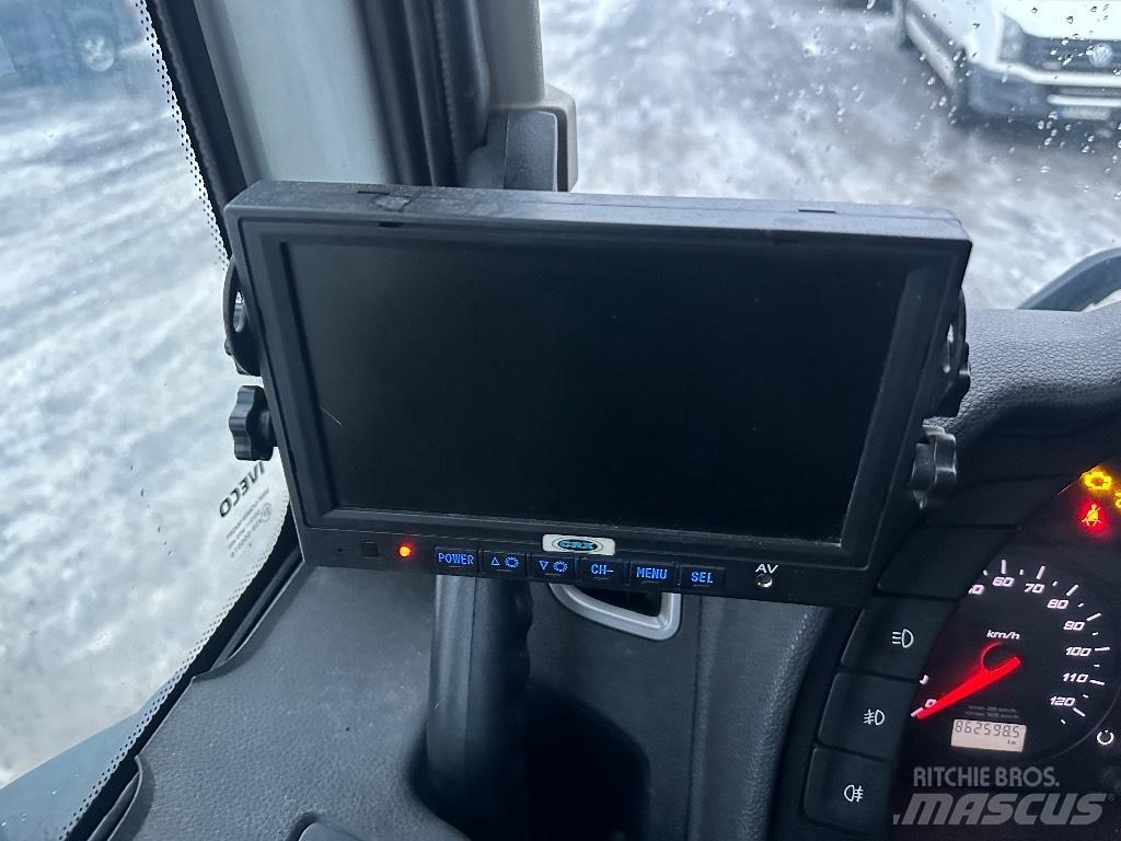 Iveco X-Way 560 8x2 Hákový nosič kontejnerů