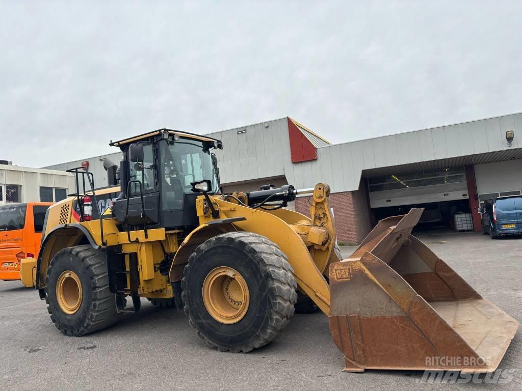 CAT 966 K Kolové nakladače