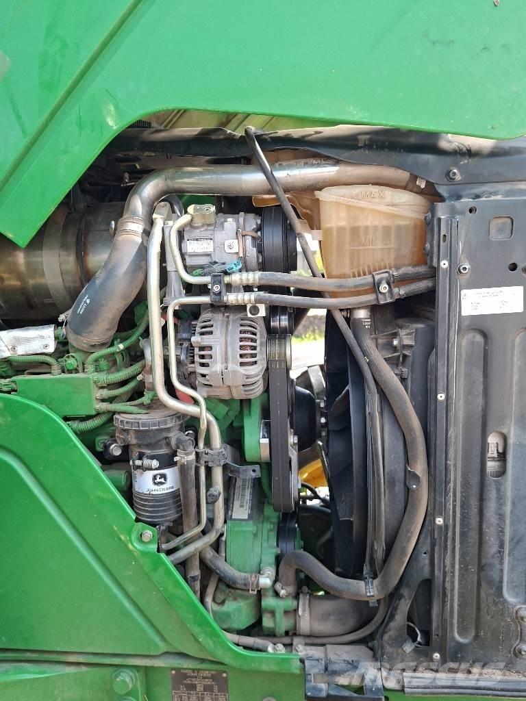 John Deere 6110M Traktory