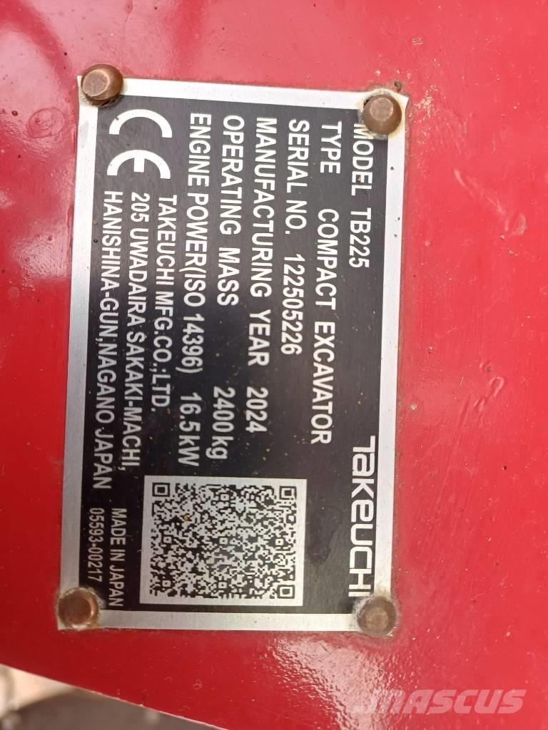 Takeuchi TB 225 Mini rýpadla < 7t