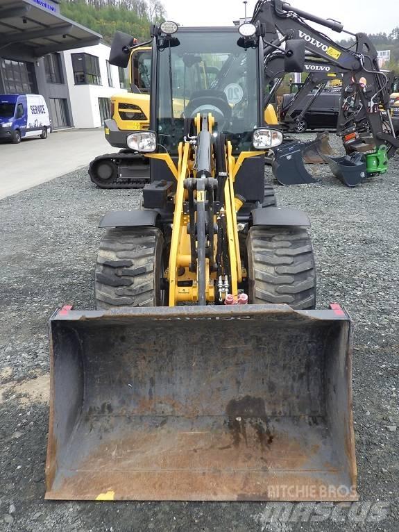 Schäffer 2445 S Kolové nakladače