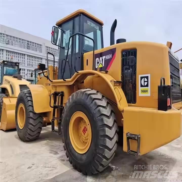 CAT 966H Kolové nakladače