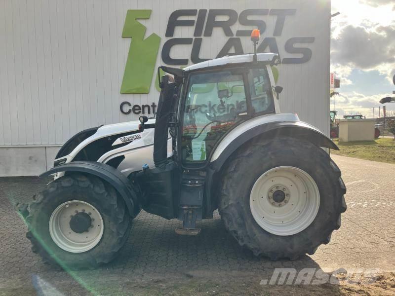 Valtra T 174e Traktory