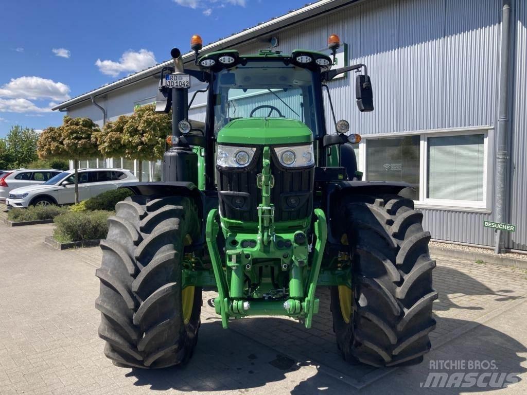 John Deere 6M185 Traktory