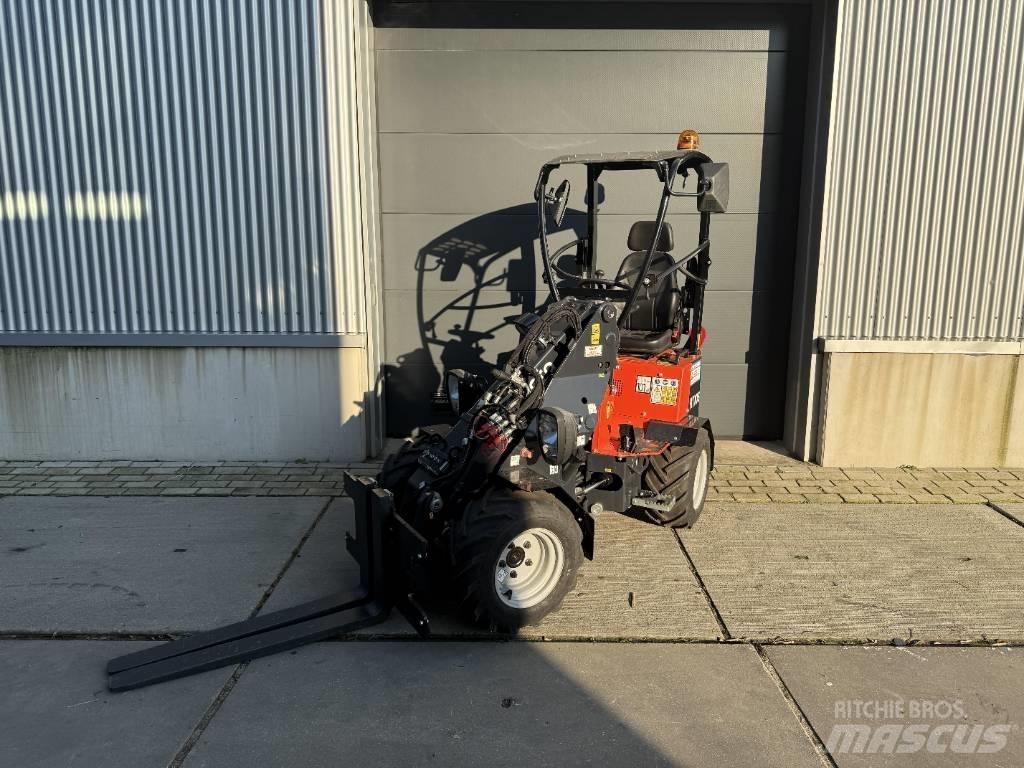 Kubota RT105T-2 Další stroje a zařízení pro chov zemědělských zvířat